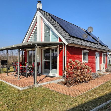 2 Bedroom Beautiful Home In Zerpenschleuse Esterno foto